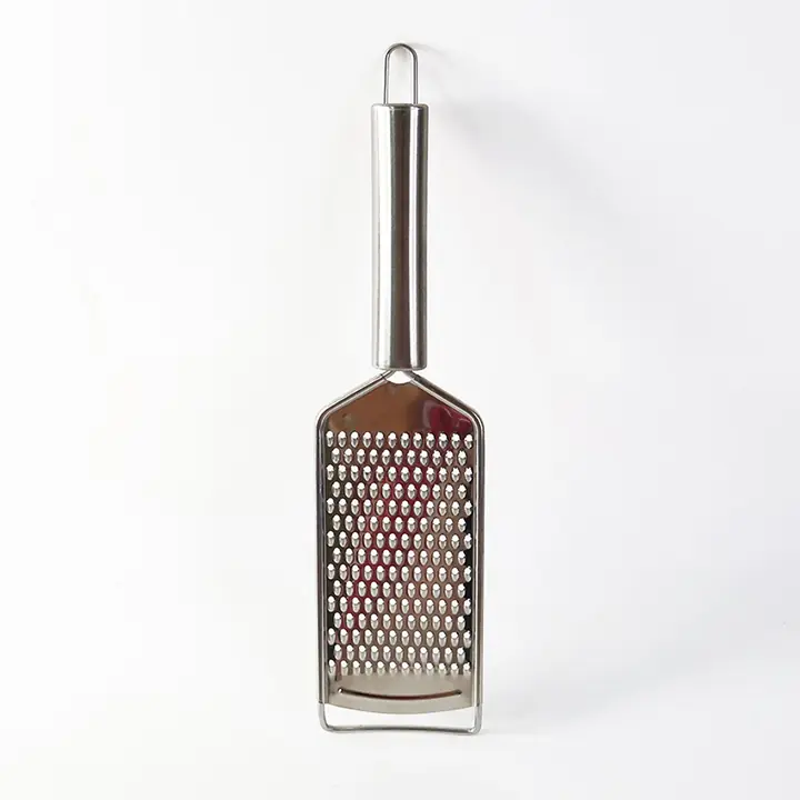 Supermom Supermom Stainless Steel Carrot Grater (1 Pc)