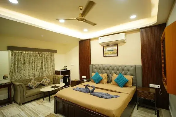 Hotel Suncity Villa — Hotels & Travel in Thiruvananthapuram