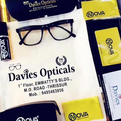 Davies Opticals Since 1948 logo