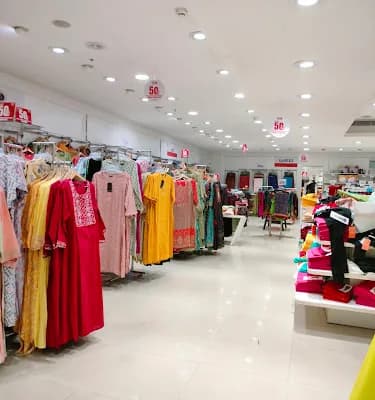 Unlimited Fashion Store East Fort Thrissur Kerala logo