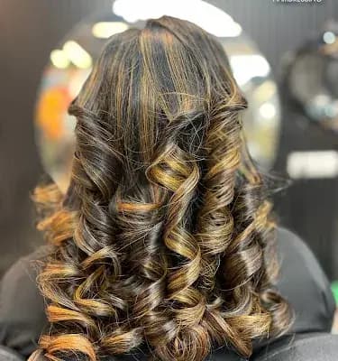 Essensuals By Toni And Guy Hairdressing Calicut Focus Mall logo
