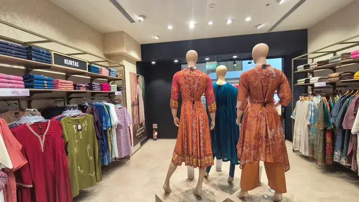 Soch At Forum Thomsun Mall Ernakulam — Shopping & Retail in Kochi, Ernakulam