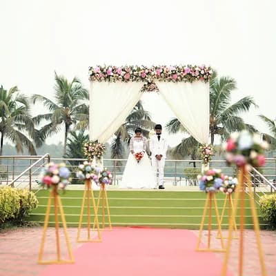Wed Hub Eventz And Caters logo