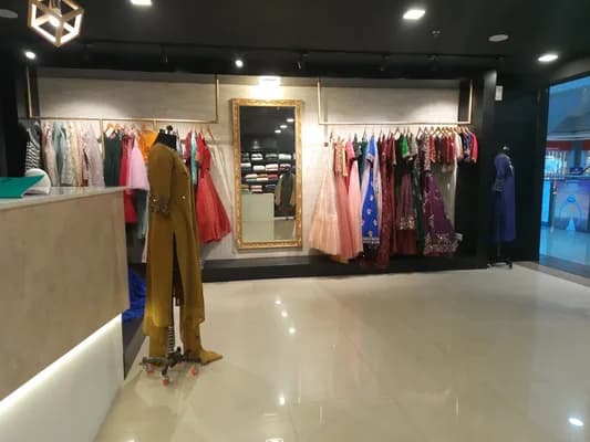 Thanuz Bridal Boutique By Sameera Shaiju — Textiles & Apparel in Kollam