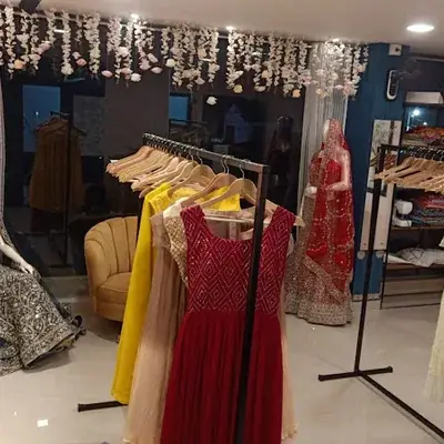 Naylak Boutique logo