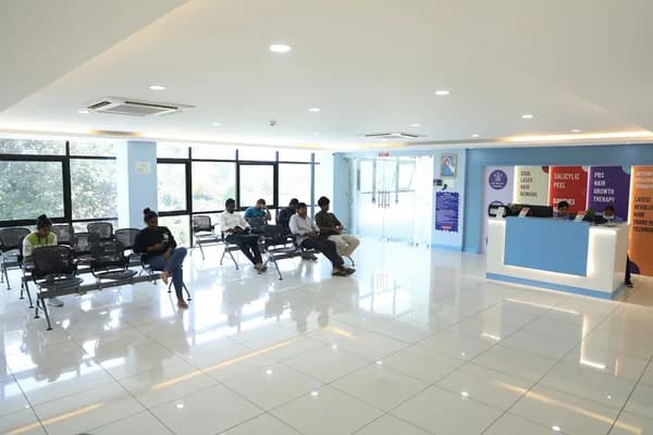 Vcare Hair And Skin Clinic Kottayam | Skin Treatment Hair Treatment Hair Transplant Laser Hair Removal Skin Whitening — Dermatology in Kottayam