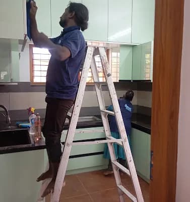 Smart Touch Cleaning Service logo