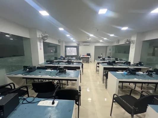 Magnus Institute Of Technology Best Smartphone Technology Course In Kannur — Education in Kannur