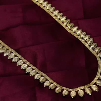 Supreme Gold Coverings logo