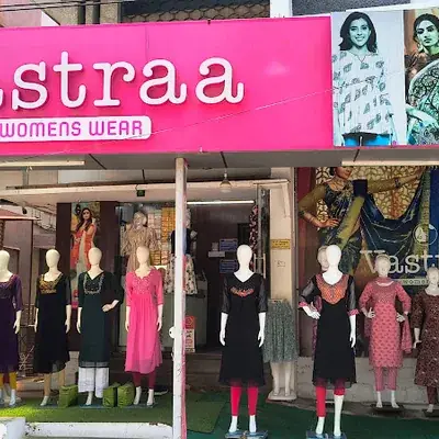Vastraa Trivandrum logo