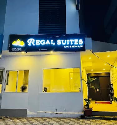 Regal Suites logo
