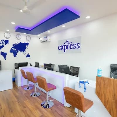 Express Travel And Tour logo