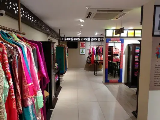 Vedhika — Textiles & Apparel in Thiruvananthapuram