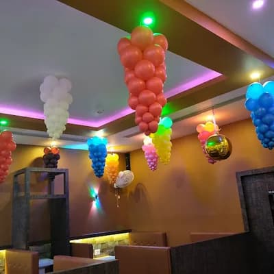 Snowberry In Links Mall, Ice Cream Shop logo