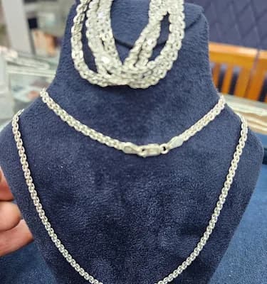 Best Gems And Silver logo