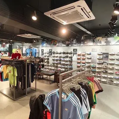 Adidas Store logo