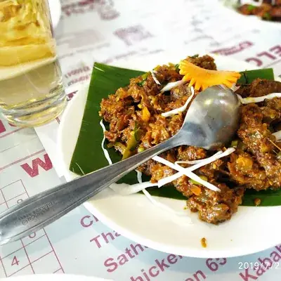 Safire Restaurant logo