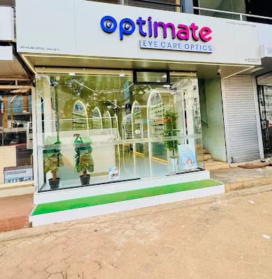 Optimate Eye Care Optics logo