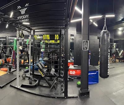 Evolve Fitness Club logo