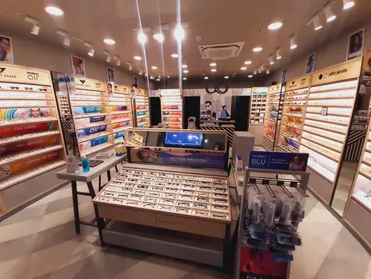 Lenskart Com At Hilite Mall Kozhikode First Lens Replacement Free — Health & Medical in Kozhikode, Pantheeramkavu
