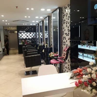 Yab Luxury Salon Unisex Premium Beauty Salon In Kozhikode Luxury Hair Salon Kozhikode Keratin In Calicut logo