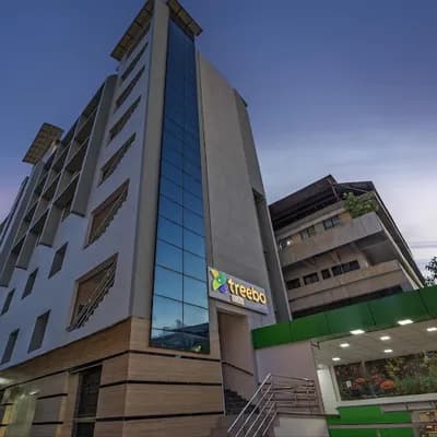 Treebo Regalia Near Medical College And Pattom logo