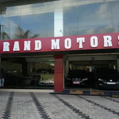 Grand Motors logo