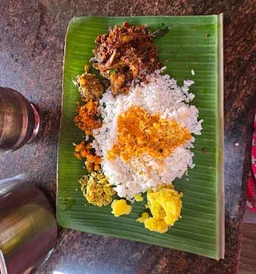 Lakshmi Hotel Veettil Oonu logo