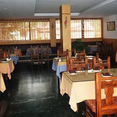 DASA DINE PURE VEG A/C FAMILY RESTAURANT logo