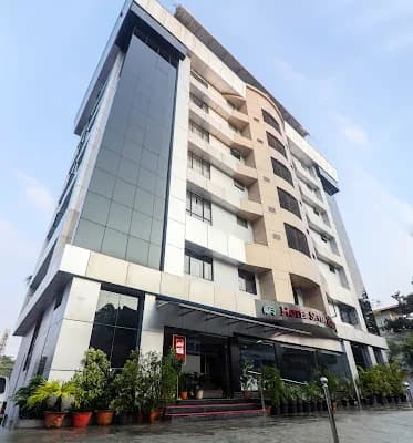 Hotel Seven Hills logo