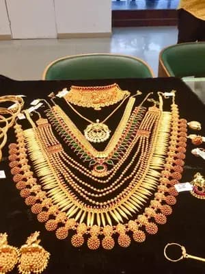 Joyalukkas Jewellery Thiruvananthapuram — Jewellery & Watches in Thiruvananthapuram