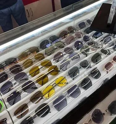 Sunglass Point logo