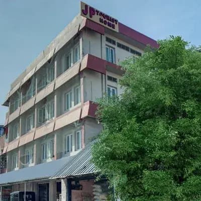 Hotel O By Oyo J P Tourist Home logo
