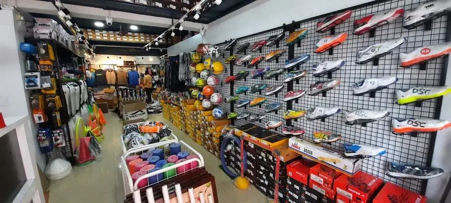 Unique Sports World — Textiles & Apparel in Thiruvananthapuram