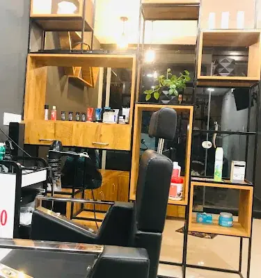 Waves Beauty Salon Spa logo