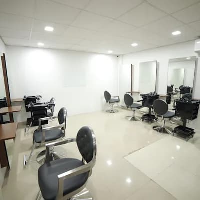 Le Beaute Fashion And Cosmotology Academy | Beauty Parlour Course Kollam logo