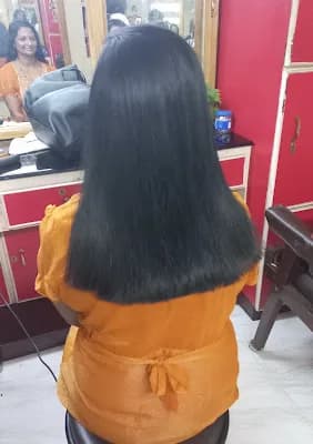 Icys Fair And Lovely Beauty Parlor logo