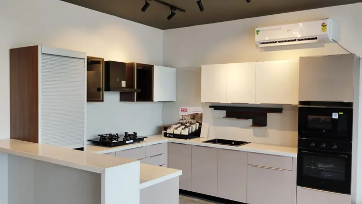 Livspace Modular Kitchens And Wardrobes Kumaranalloor Kottayam — Construction & Building in Kottayam