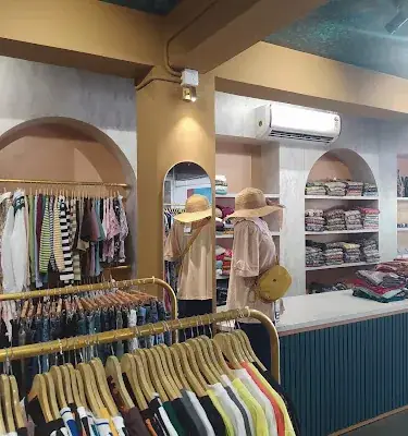 Westique The Women Store logo