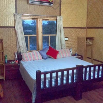 Erathra Homestay logo
