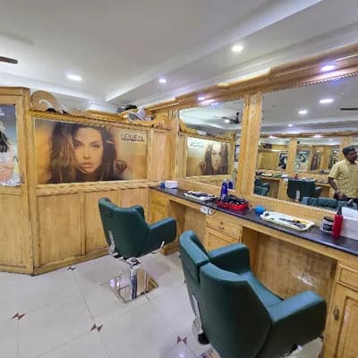 Deluxe Men And Women Beauty Clinic logo