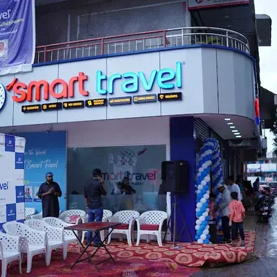Smart Travel logo