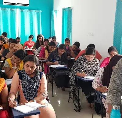 Eduwizz Academy Kozhikode | Dha Doh/Haad Moh Prometric Pearson Vue Coaching Institute logo