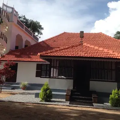 Sandradeepam Holiday Resort logo