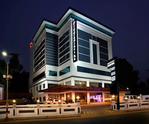 Hotel Indraprastha — Restaurants in Kottayam