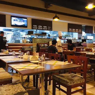 Paragon Restaurant logo