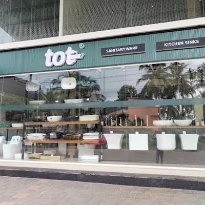 Tot Experience Center logo
