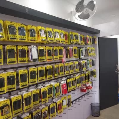 Cell Cafe The Complete Mobile Phone Solution Kannur logo