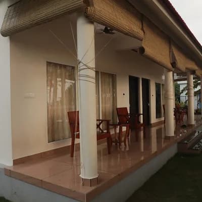 La Mira Beach Resort logo