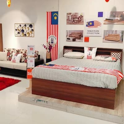 Royaloak Furniture Kochi logo